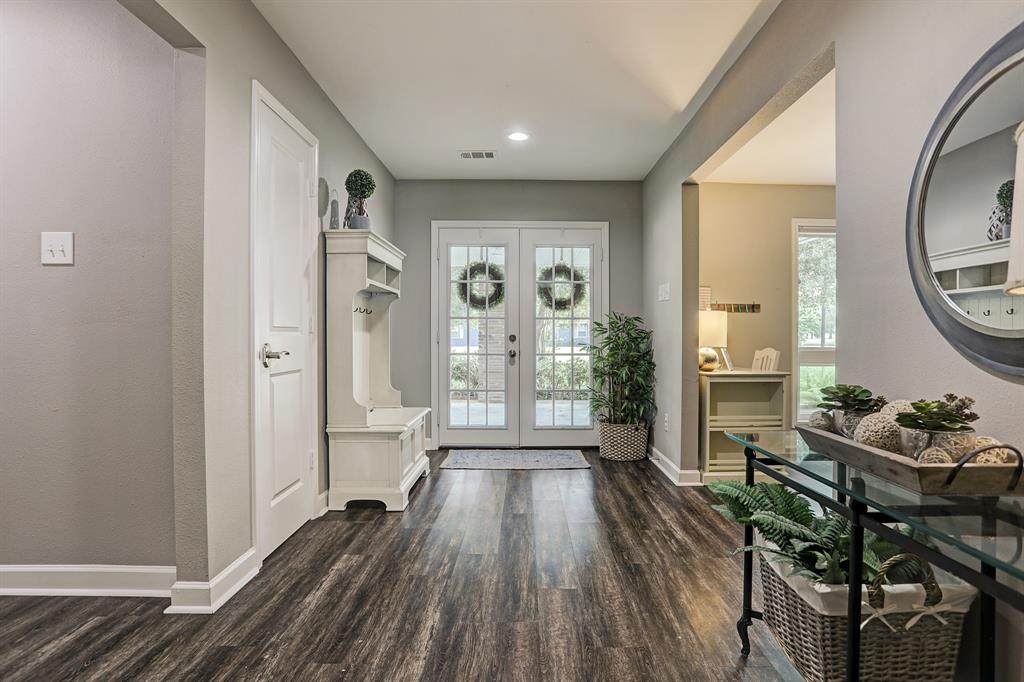 101 Diamond Lane - Photo 1
