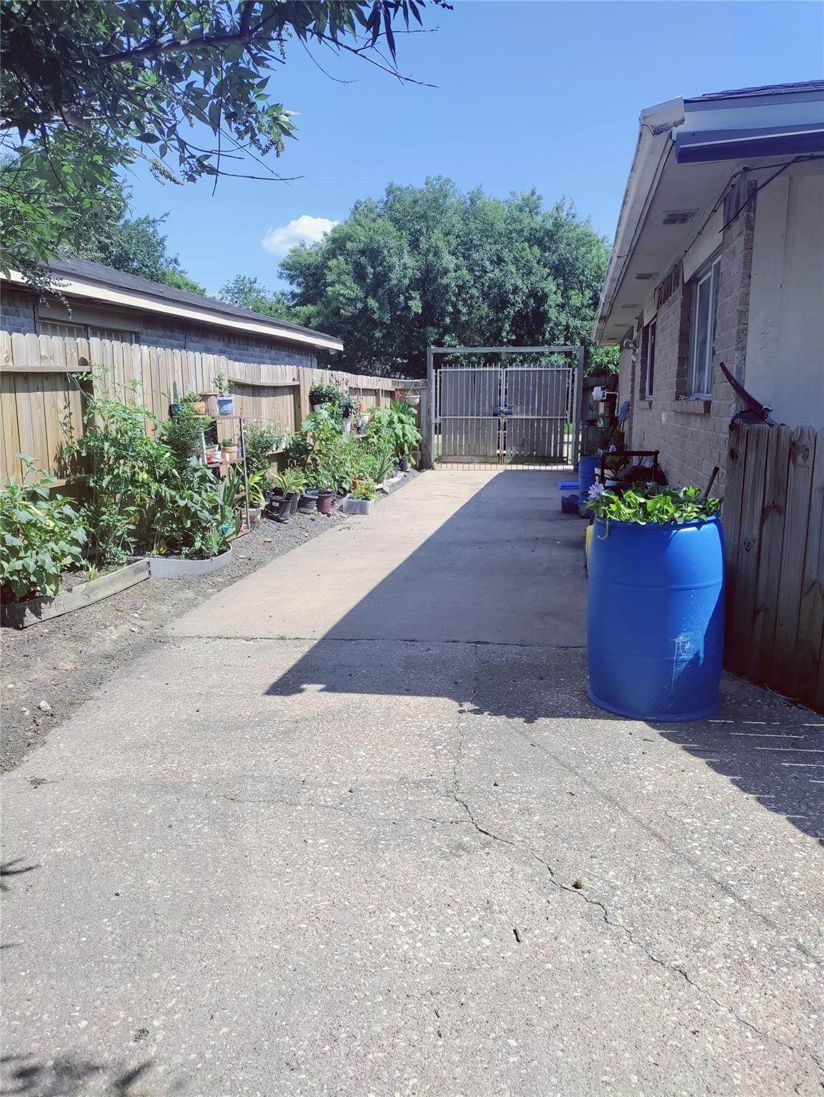 5530 Gatewood Unit A Street - Photo 1