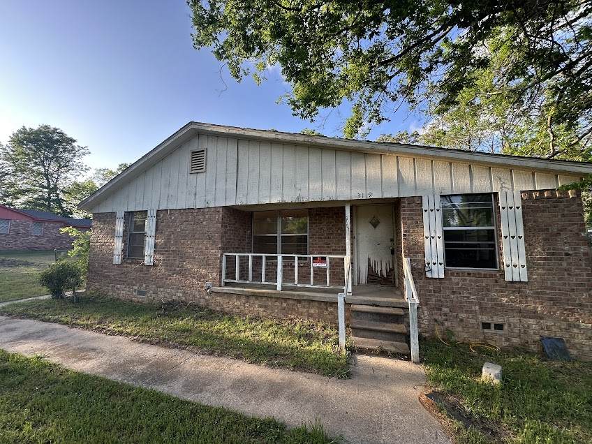 2319 Luther Street - Photo 1
