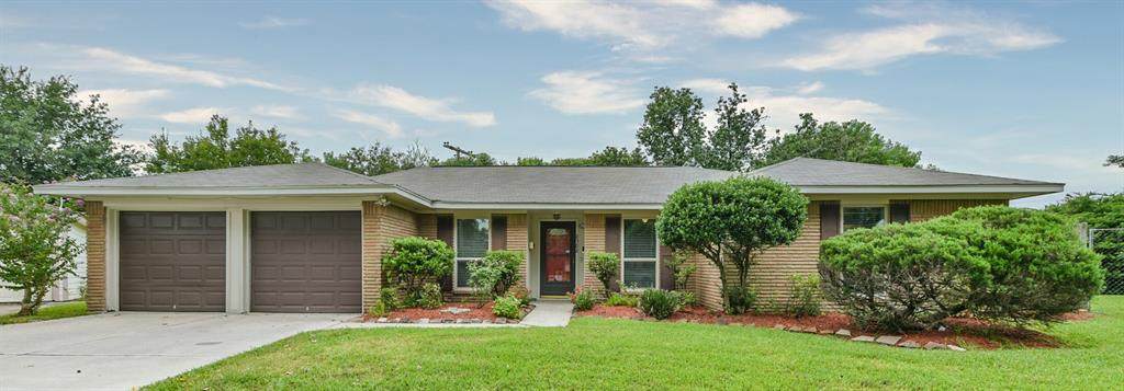 2502 Mulberry Lane - Photo 1