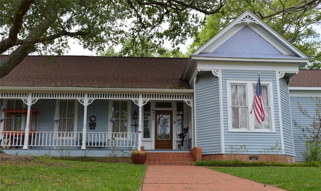 4922 Main Street - Photo 1