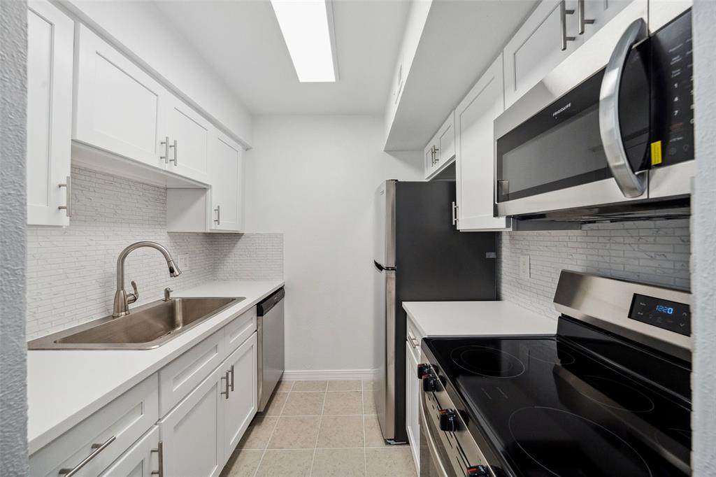 5001 Lamonte Lane - Photo 1