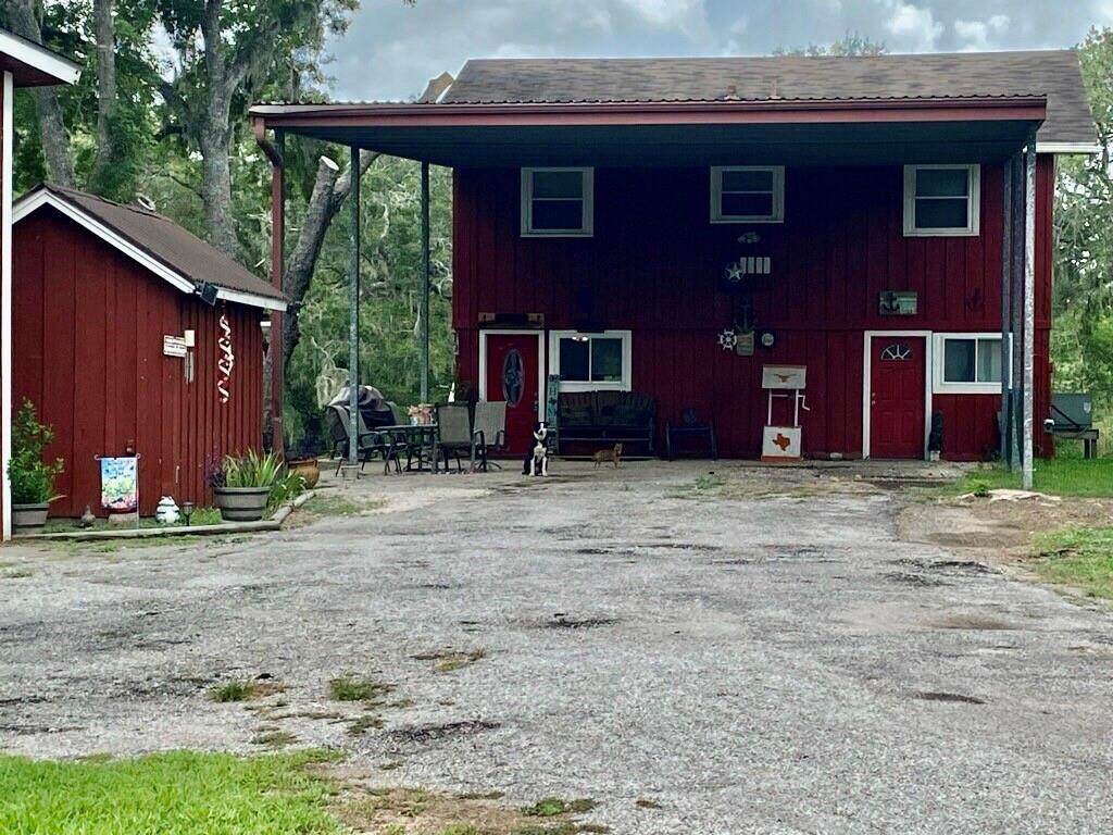 6842 County Road 659 - Photo 1