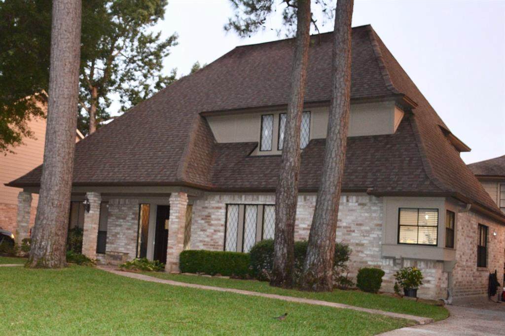 39 Windsor Drive - Photo 1