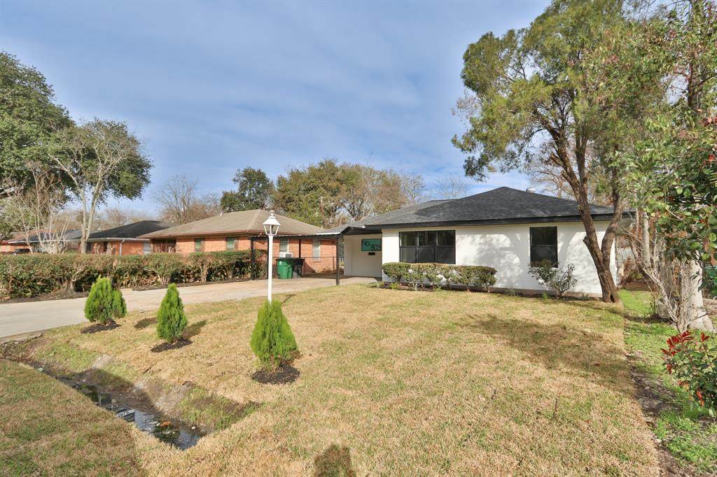 803 43rd Street - Photo 1