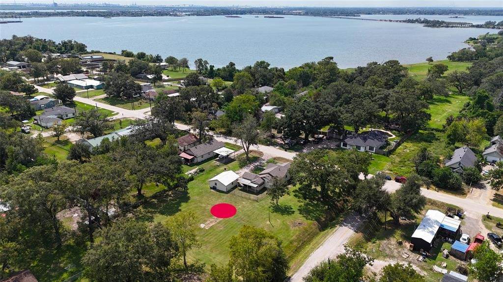 203 6th Street - Photo 1