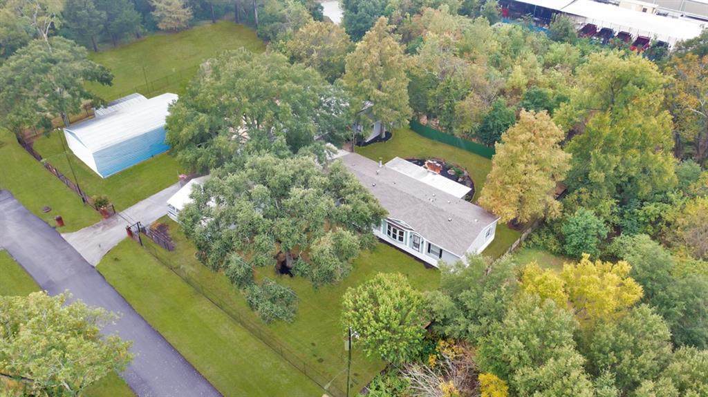 10517 Peach Street - Photo 1