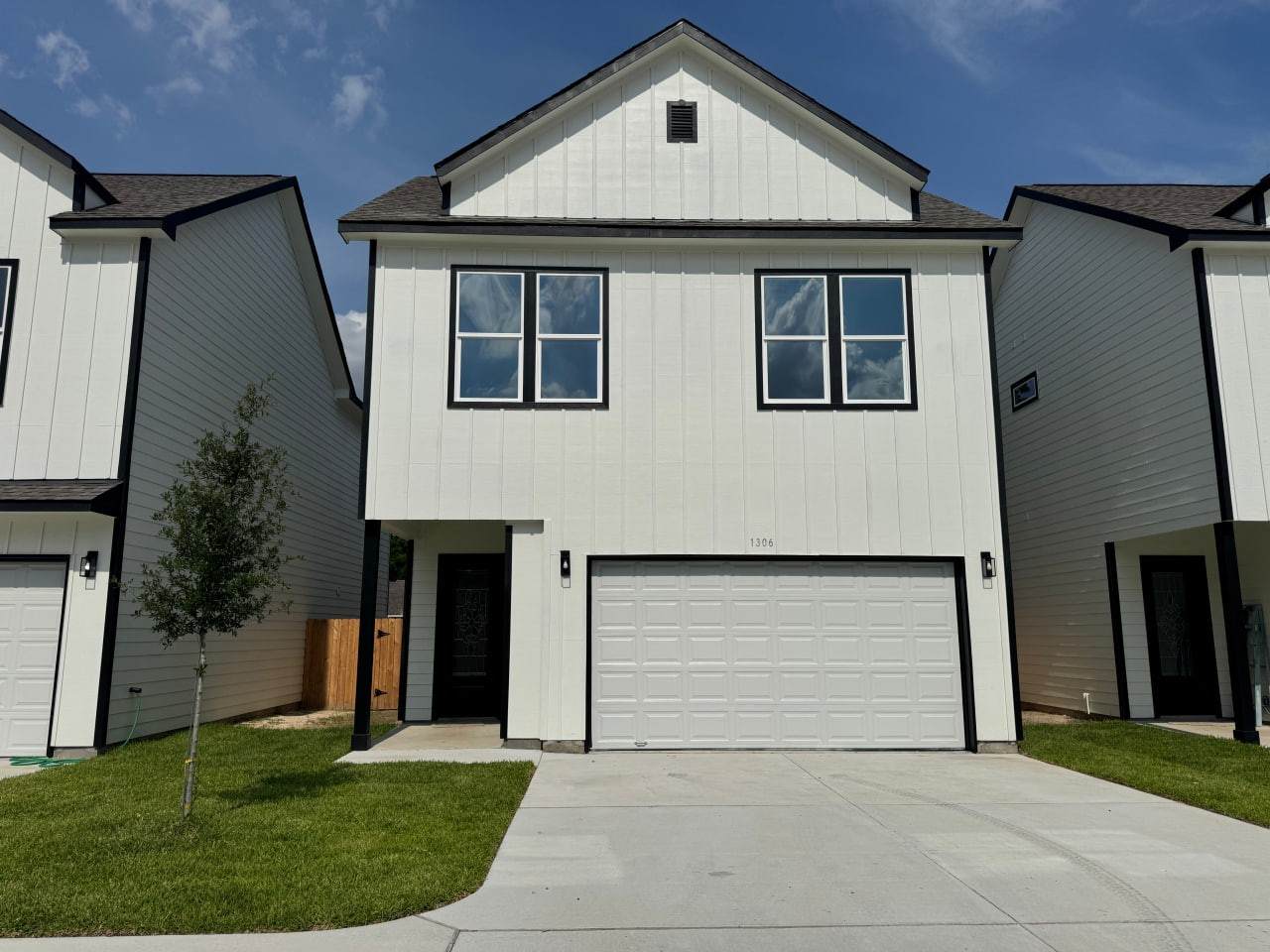 1306 Duff Lane - Photo 1