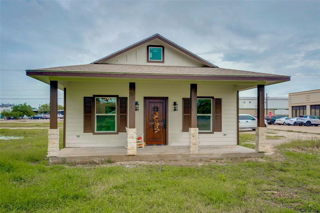 1803 Camille Drive - Photo 1