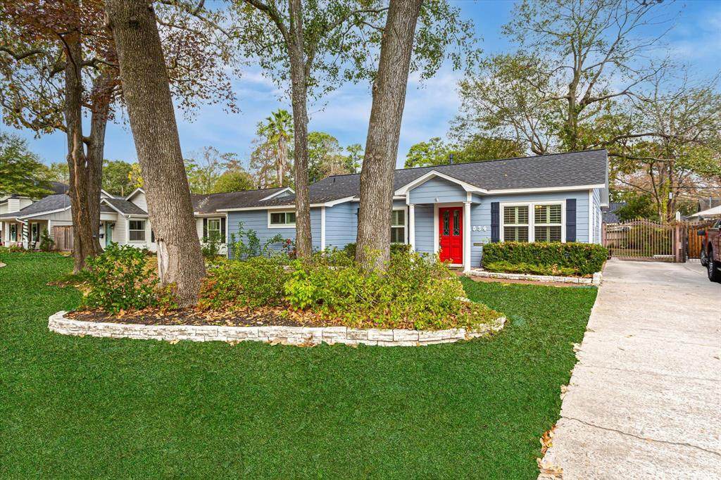 1034 43rd Street - Photo 1