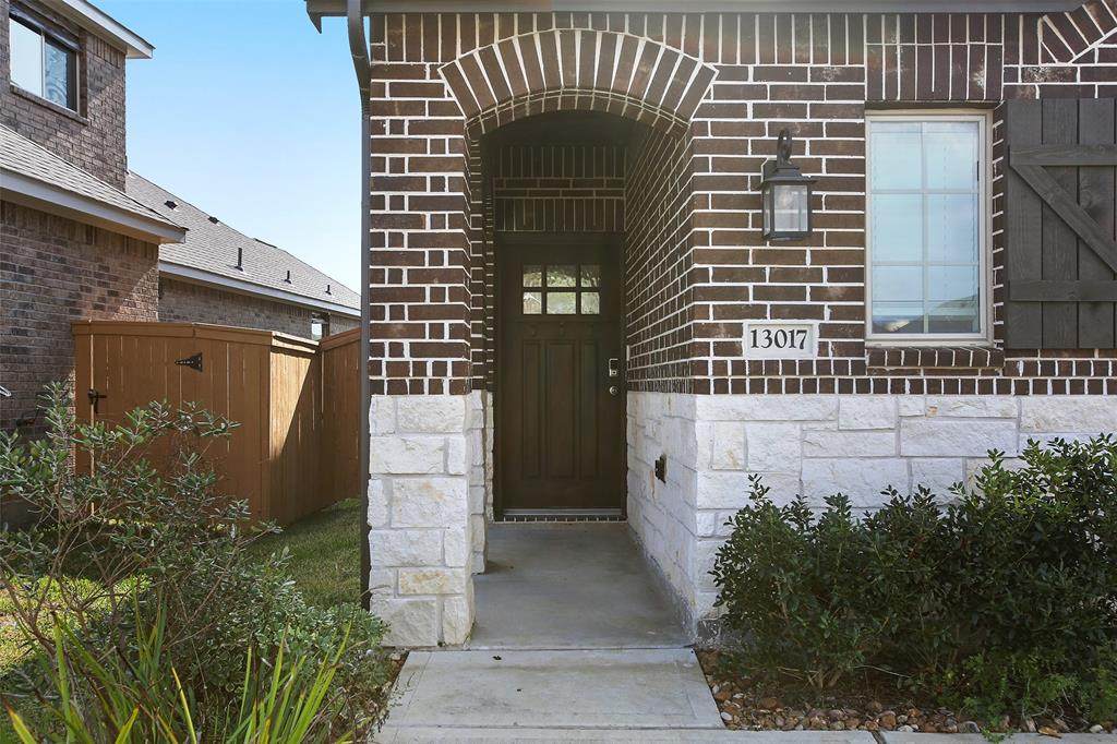 13017 Sapphire Lake Lane - Photo 1