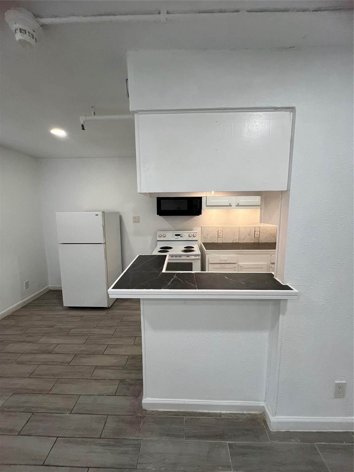 5911 Grace Lane - Photo 1
