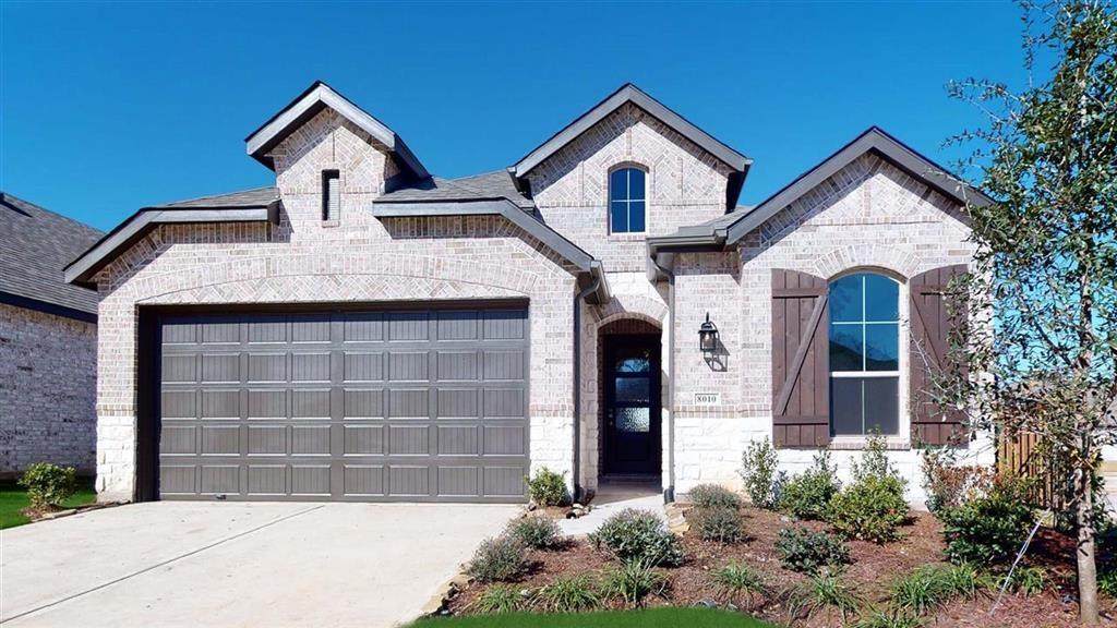 8010 Whisper Grove - Photo 1