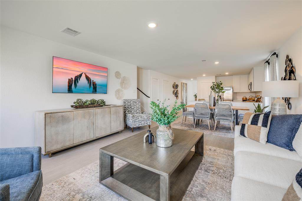 348 Amy Street - Photo 1