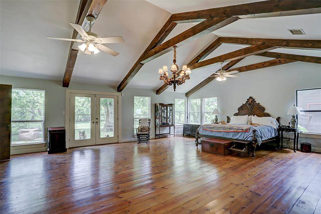 1905 Peach Ridge Road - Photo 1