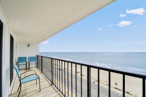 7310 Seawall Boulevard - Photo 1