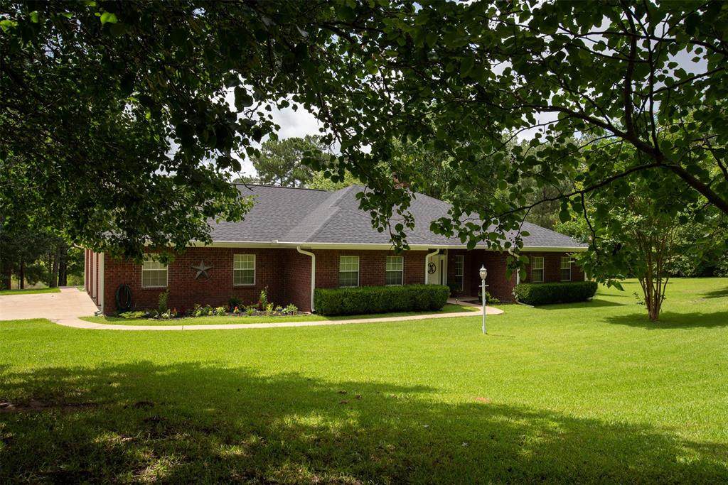 832 County Road 3000 - Photo 1