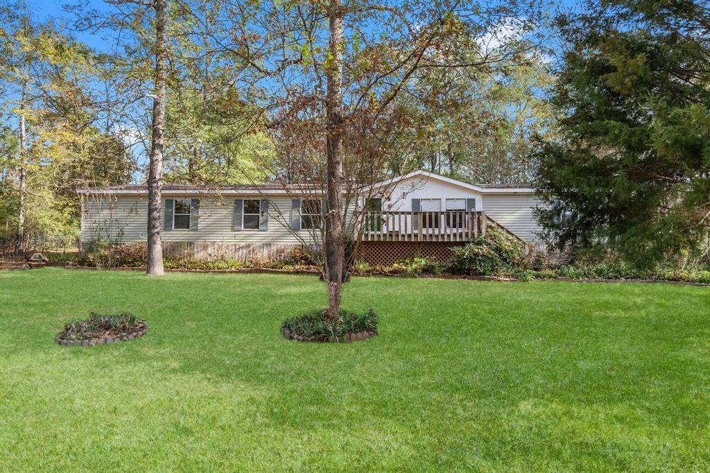 346 Briarwood Drive - Photo 1