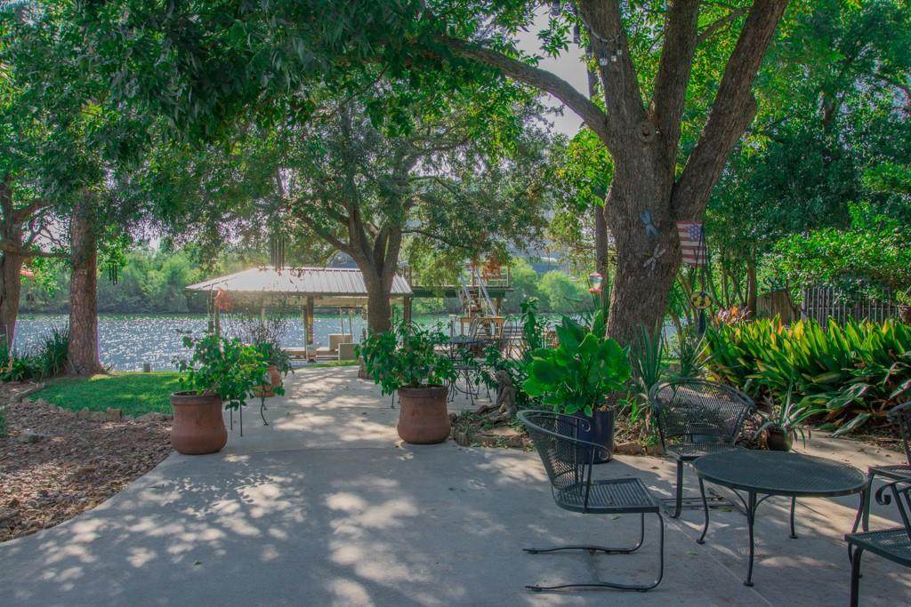 1203 Saxony Lane - Photo 1