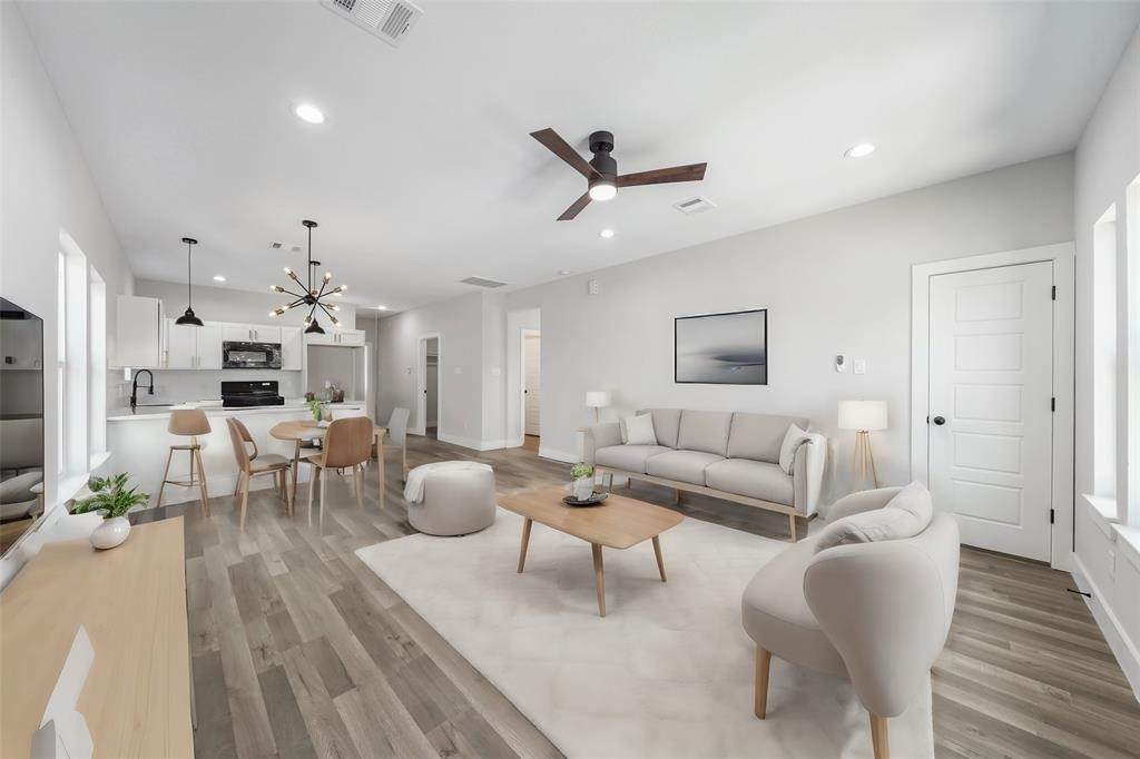 402 37th Street - Photo 1