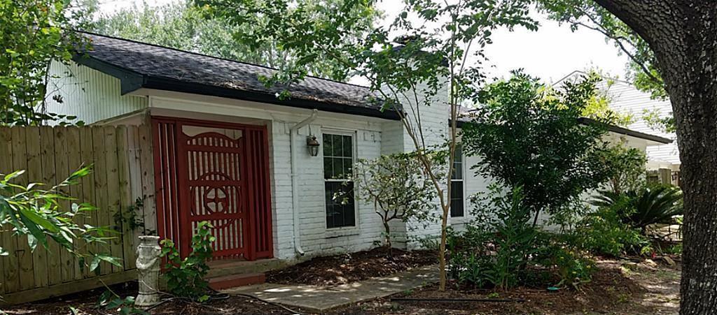 13903 Piping Rock Lane - Photo 1