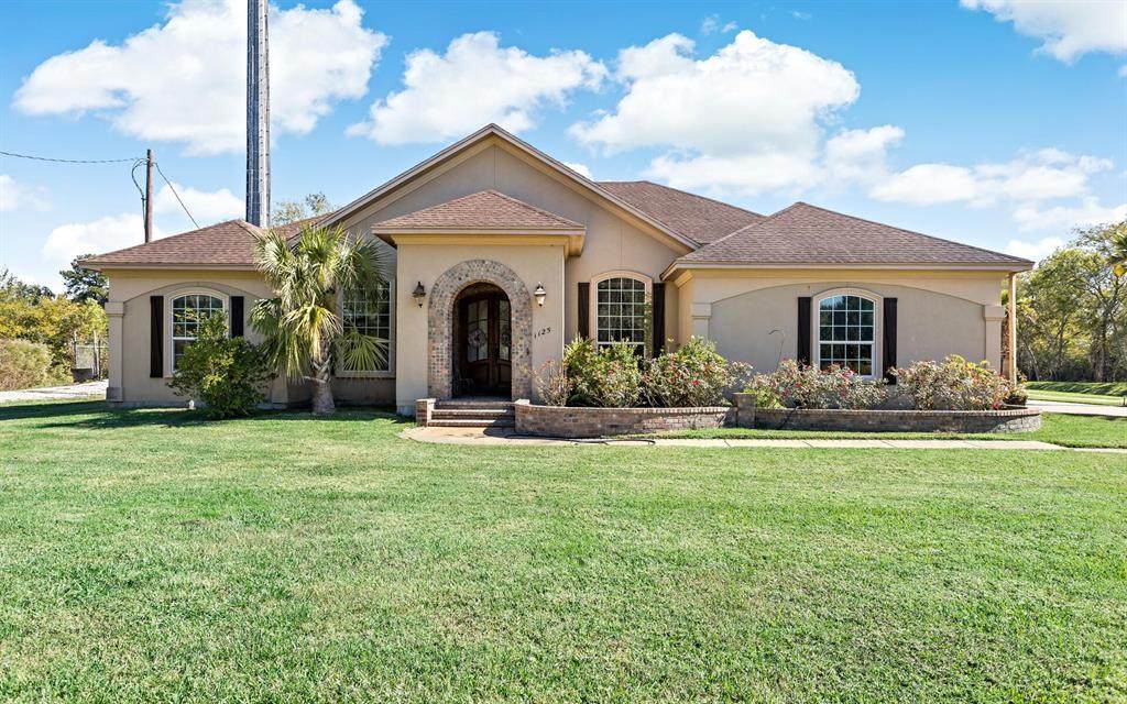 1125 Wescalder Road - Photo 1