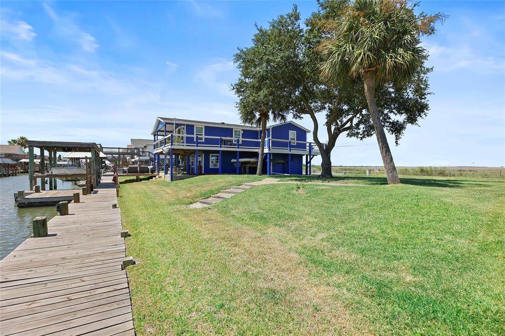 1261 Bay Street - Photo 1