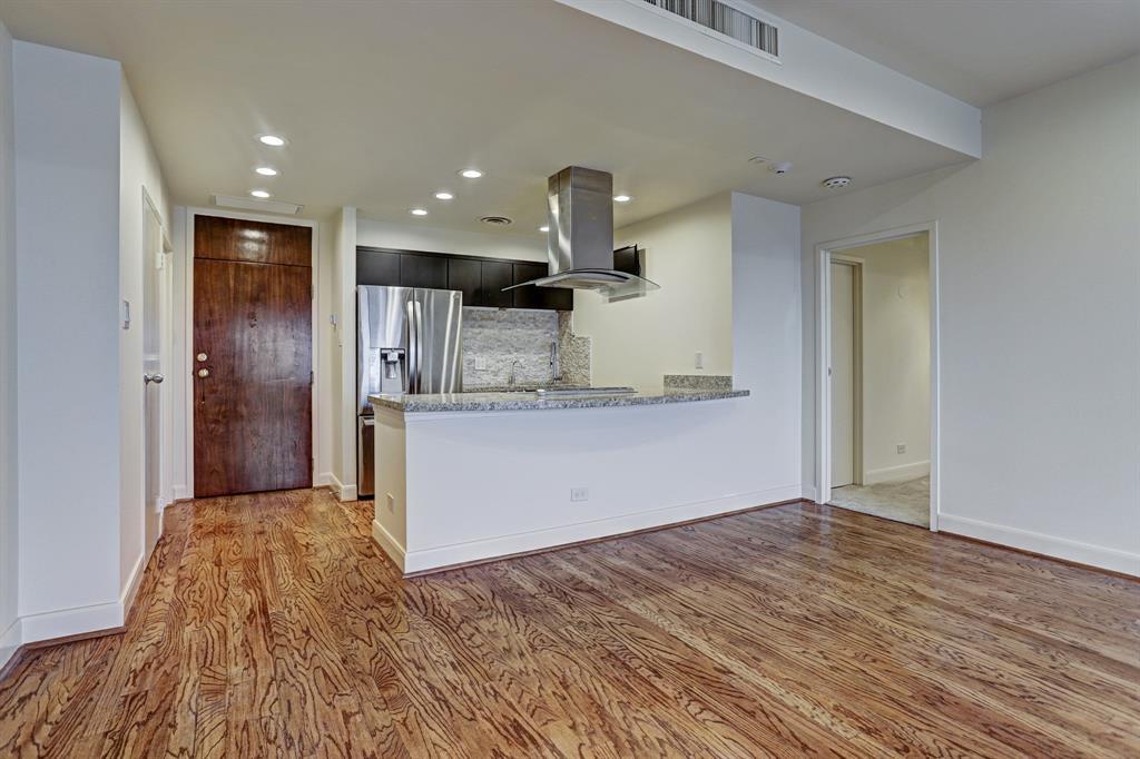2929 Buffalo Speedway - Photo 1