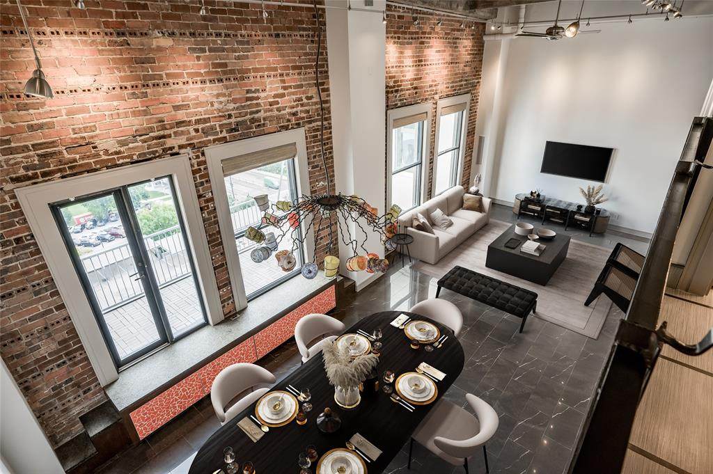 915 Franklin Street - Photo 1