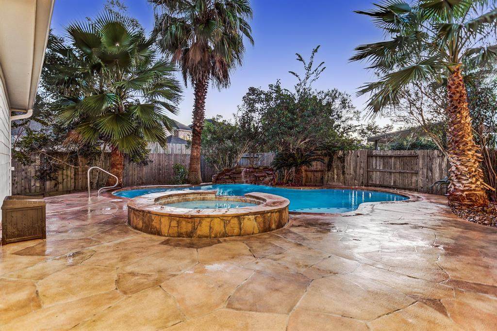 4227 Roundtree Lane - Photo 1