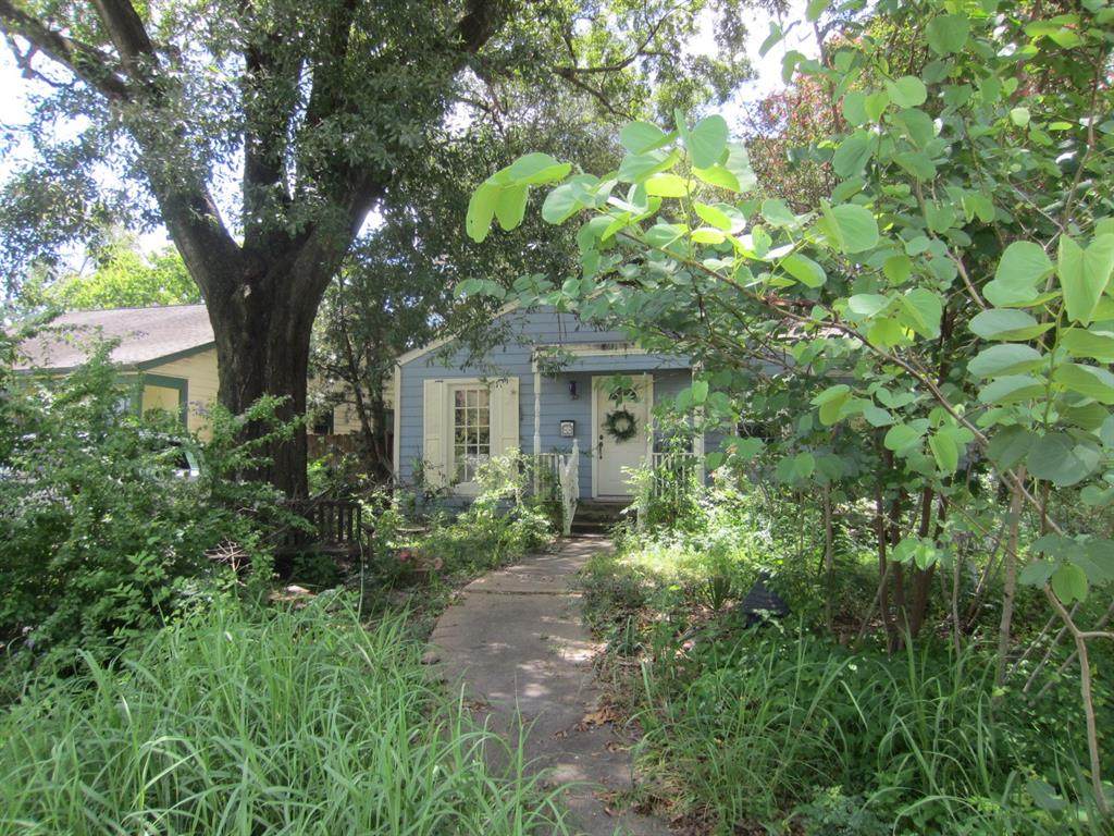 2213 Portsmouth Street - Photo 1