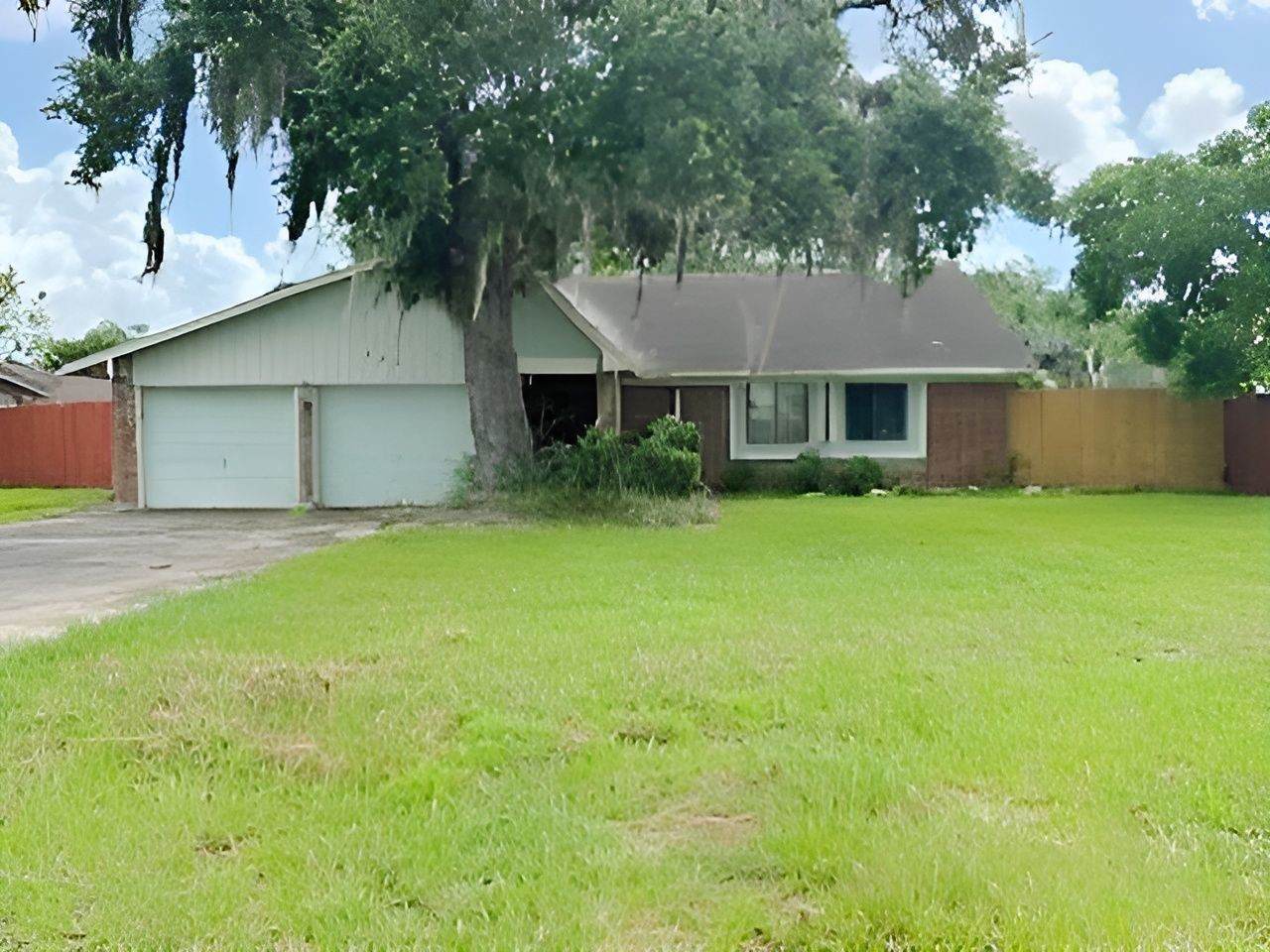 288 Twin Lakes Boulevard - Photo 1