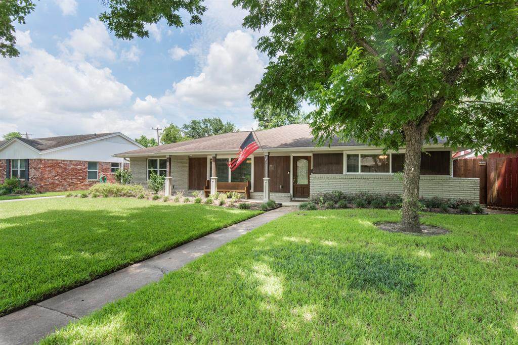 11111 Atwell Drive - Photo 1