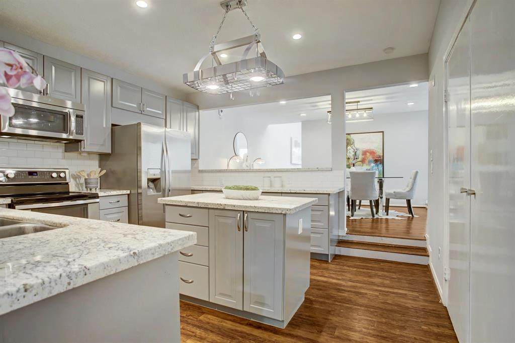 3508 Bellaire Blvd - Photo 1