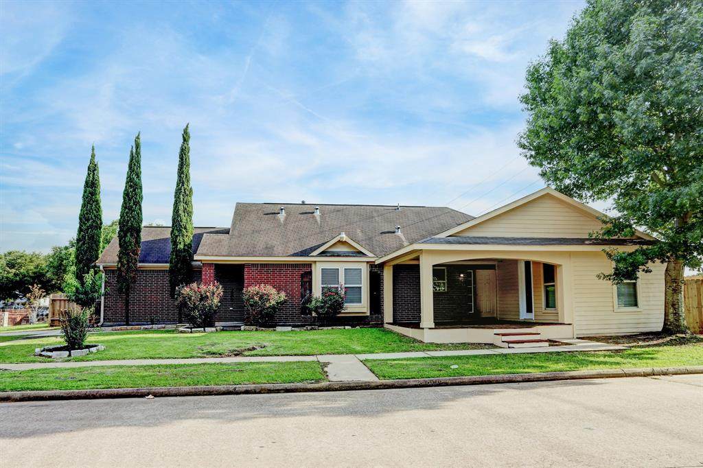 7139 Curlew Drive - Photo 1