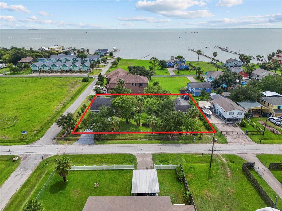 1013 7th Street - Photo 1