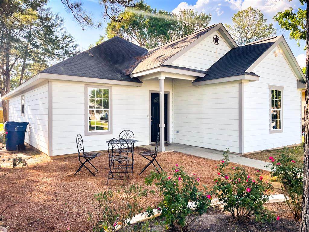 2635 12th Street - Photo 1