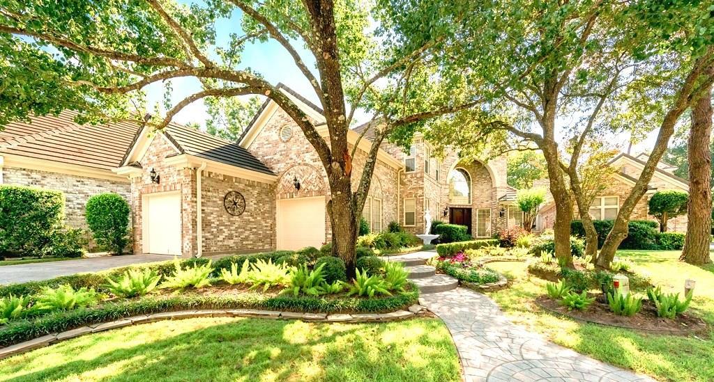 2715 Southern Oaks Drive - Photo 1
