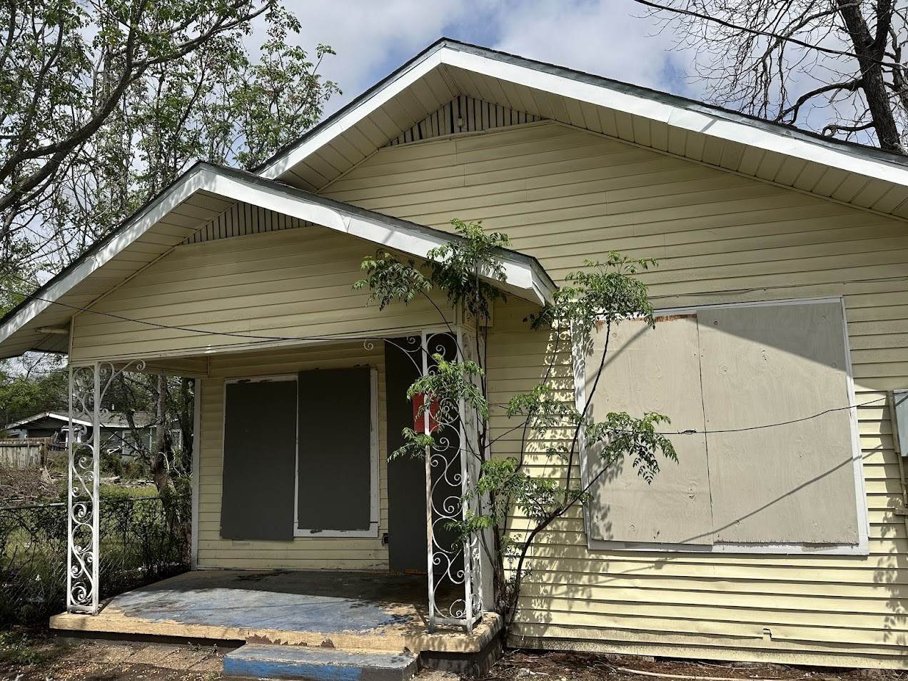 507 Blue Bonnet Street - Photo 1