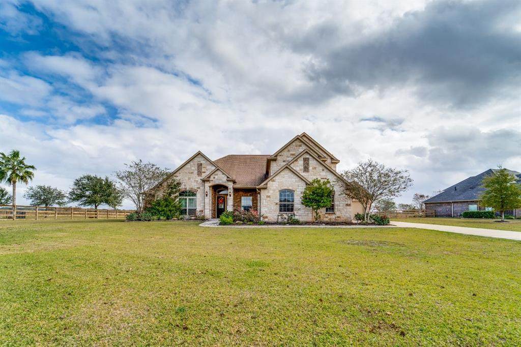4622 Shadow Grass Drive - Photo 1