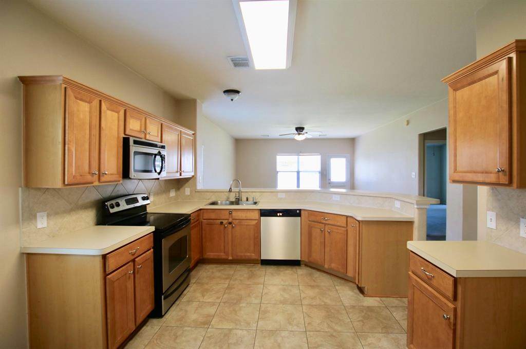 25206 Saber Oaks Drive - Photo 1