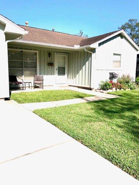 12835 Orleans Street - Photo 1