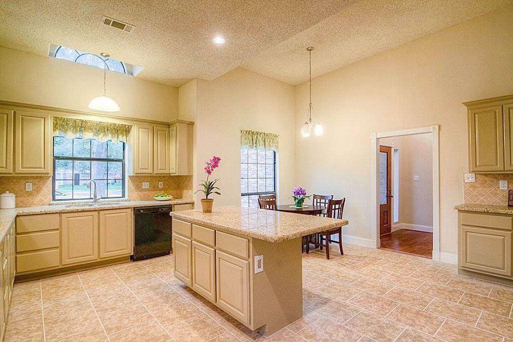 15810 Juneau Lane - Photo 1