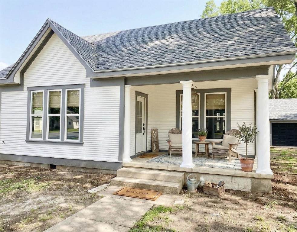 502 Upton Avenue - Photo 1