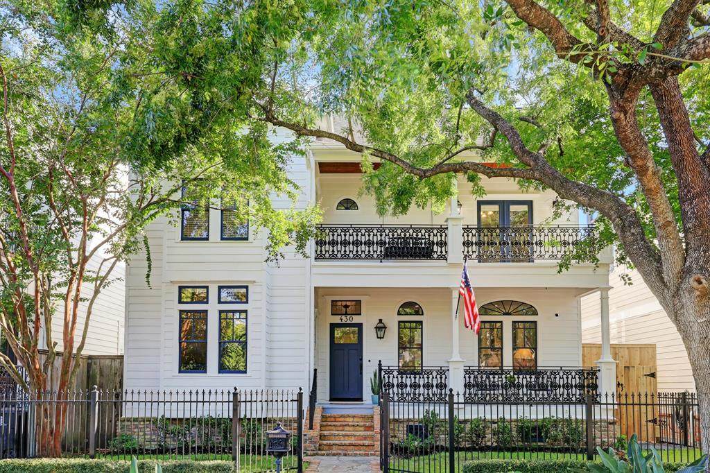 430 18th Street - Photo 1
