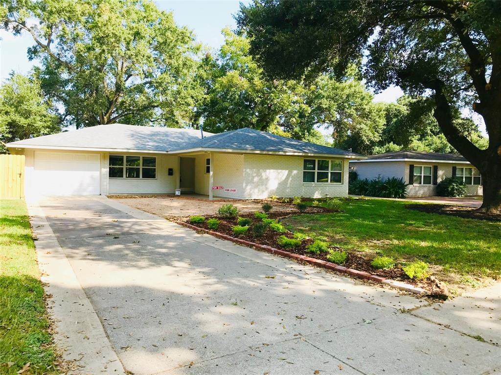 9920 Westview Drive - Photo 1