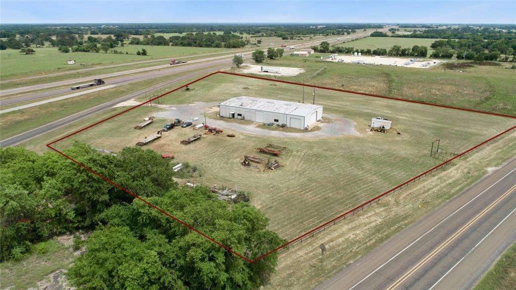 3989 Interstate 45 - Photo 1