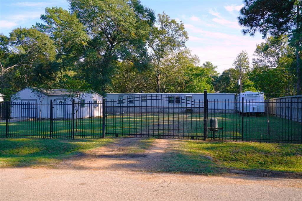 607 Oak Hill Lane - Photo 1