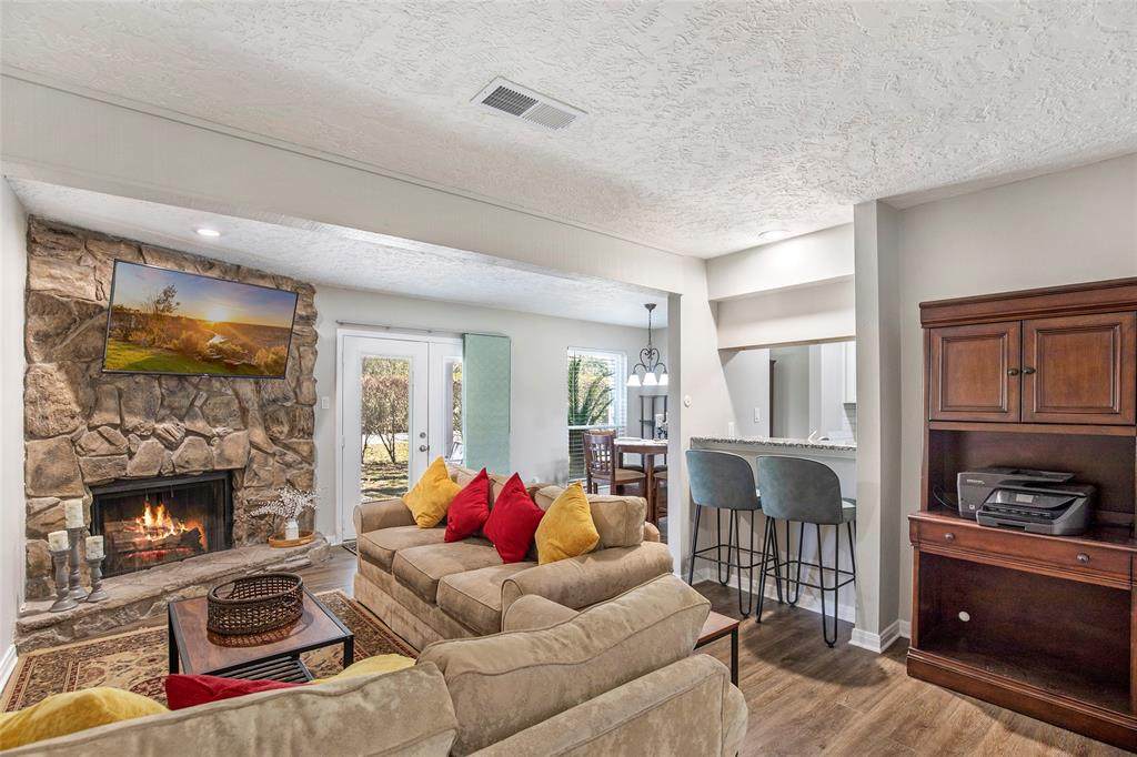 2 Hideaway Drive - Photo 1