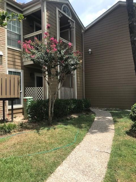 1860 White Oak Drive - Photo 1